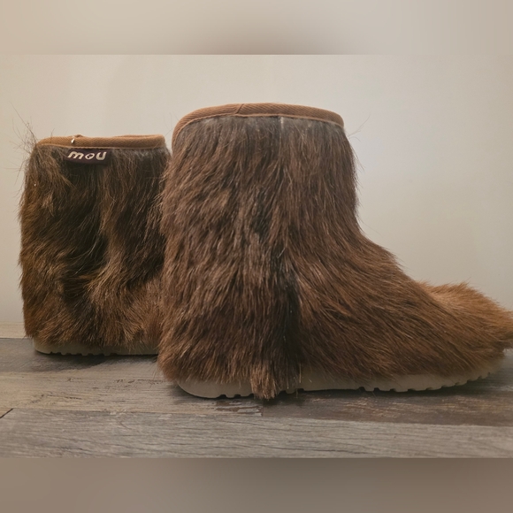Mou Brown and Tan Fur Boots - Picture 2 of 8